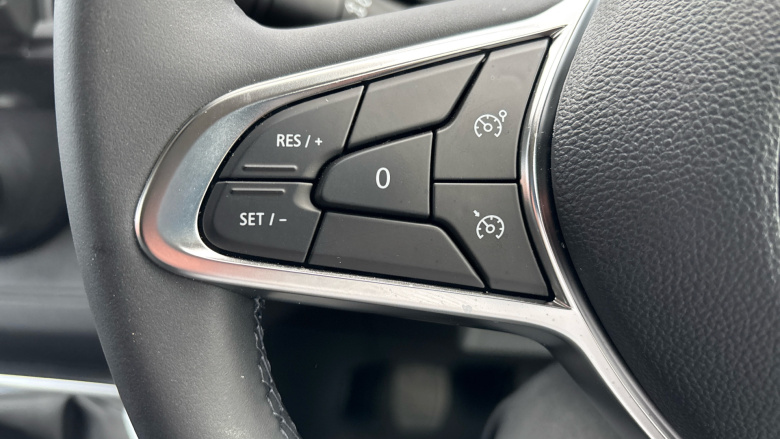 Nissan Primastar 30 L2 Diesel 2.0 dCi 150ps H1 Tekna Van